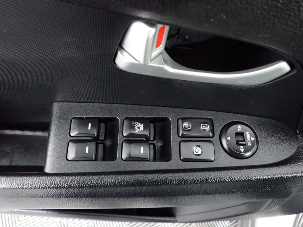 Used 2014 Kia Sportage LX image 17