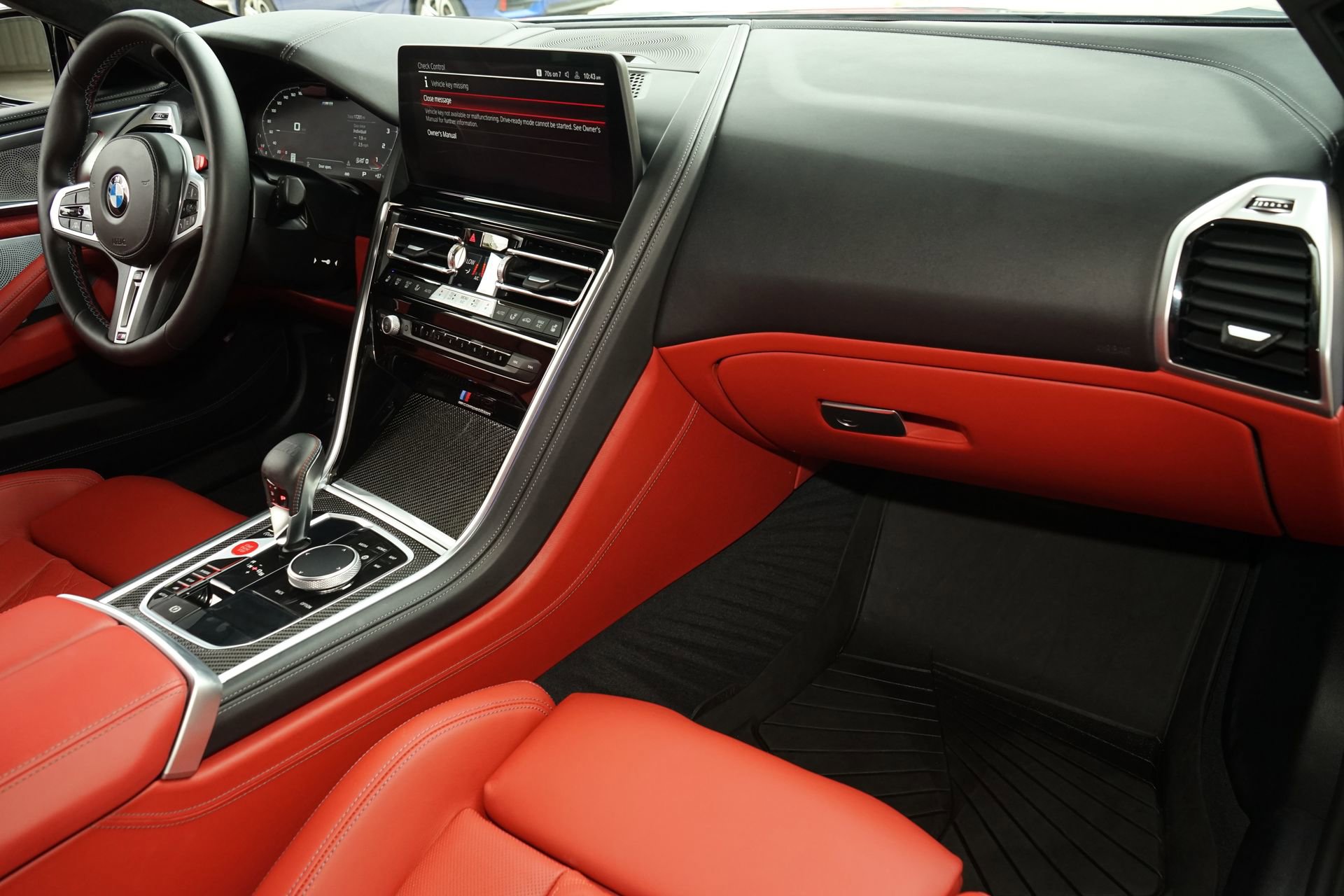 Used 2025 BMW M8 Competition w/ M Carbon Exterior Package AWD/4WD image 18