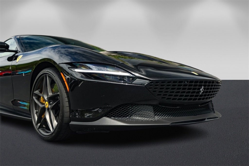 Certified 2023 Ferrari Roma image 9