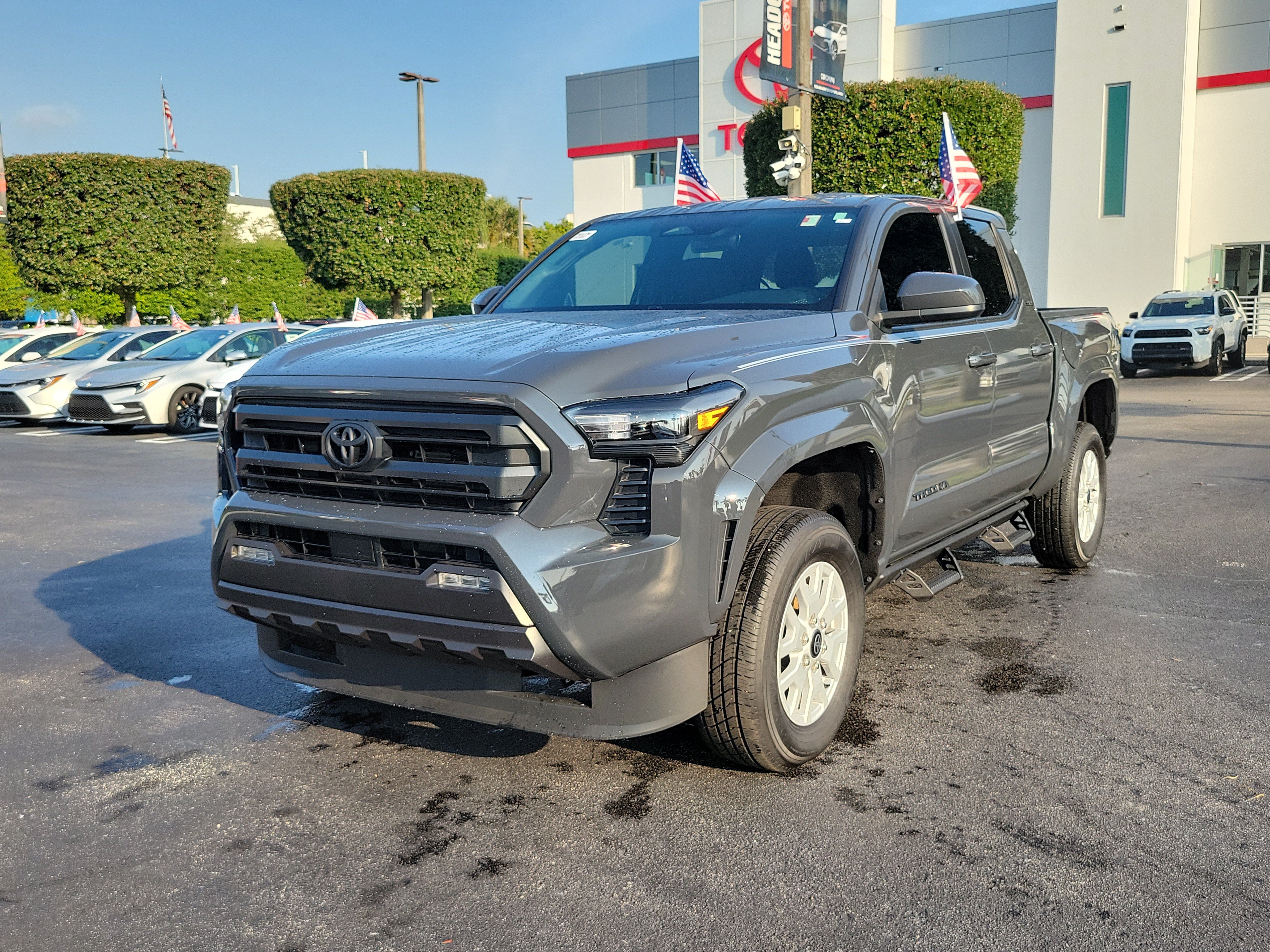Used 2026 Toyota Tacoma SR5 RWD image 5