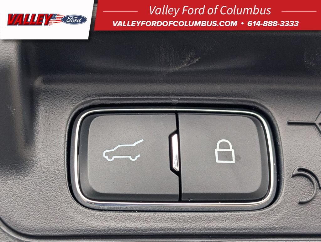 New 2025 Ford Explorer Active w/ Active Comfort Package AWD/4WD image 22