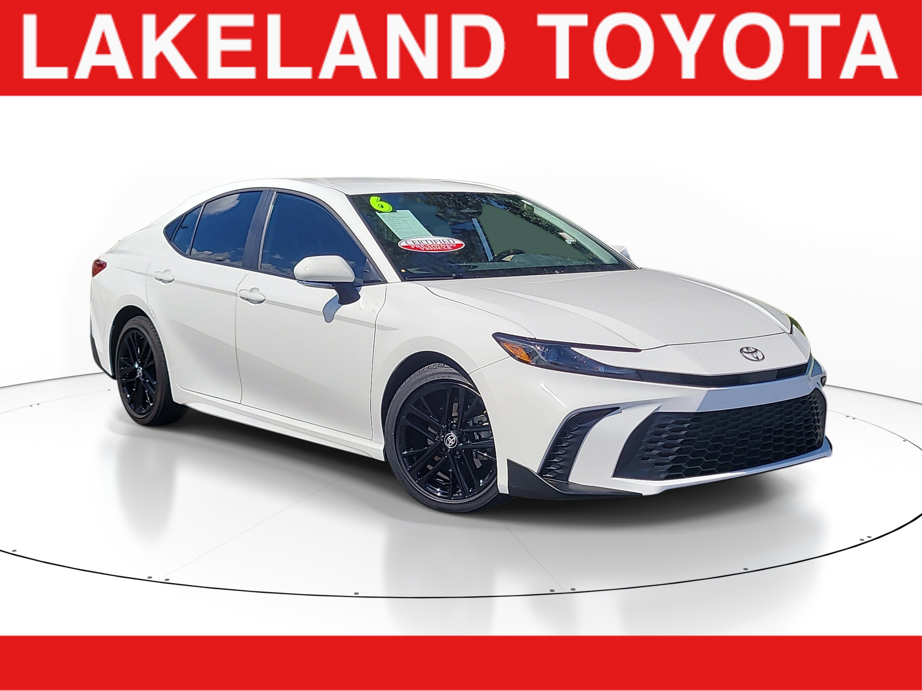 Certified 2026 Toyota Camry SE FWD image 1