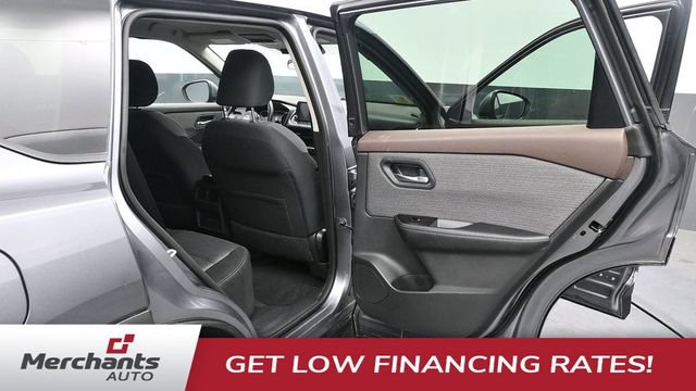 Used 2022 Nissan Rogue SV AWD/4WD image 17