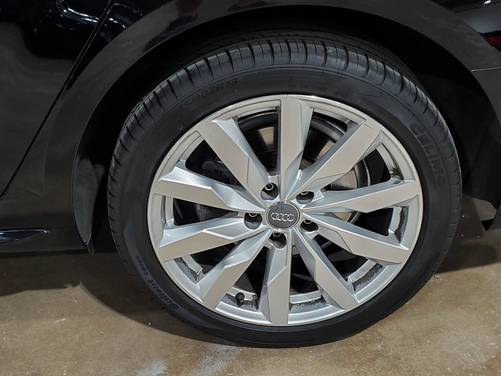 Used 2018 Audi A4 2.0T Ultra Premium w/ Convenience Package FWD image 36