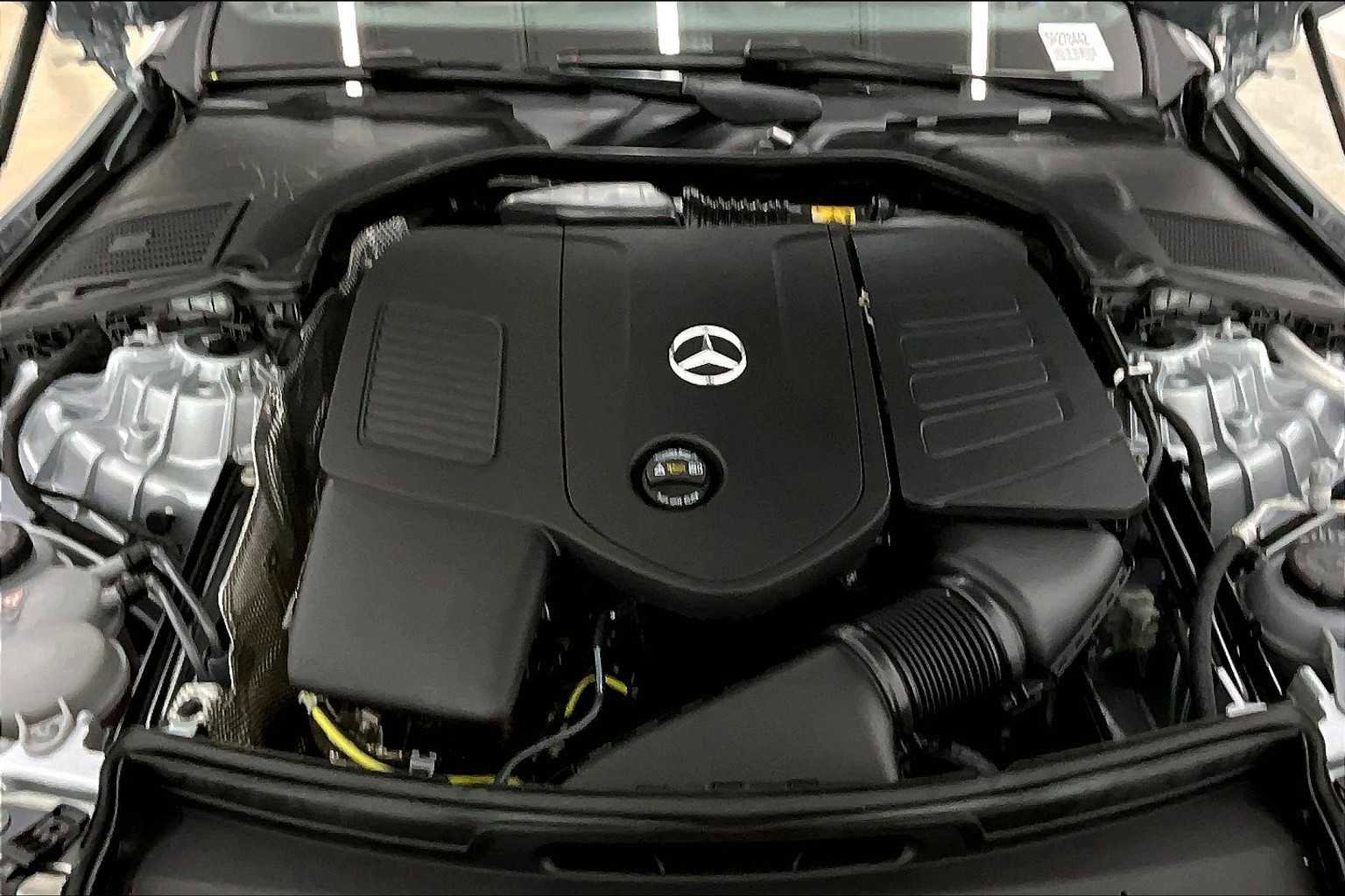 New 2025 Mercedes-Benz C 300 Sedan image 16