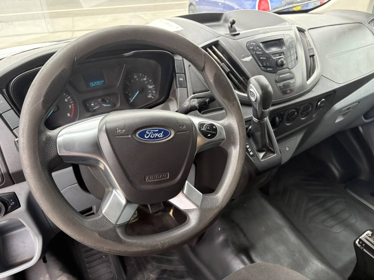 Used 2019 Ford Transit 250 148 High Roof Extended RWD image 9