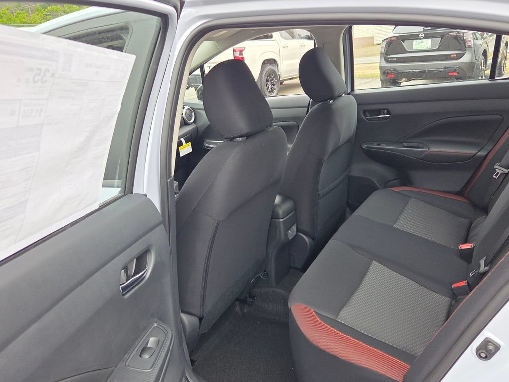 New 2025 Nissan Versa SR w/ Trunk Package FWD image 5