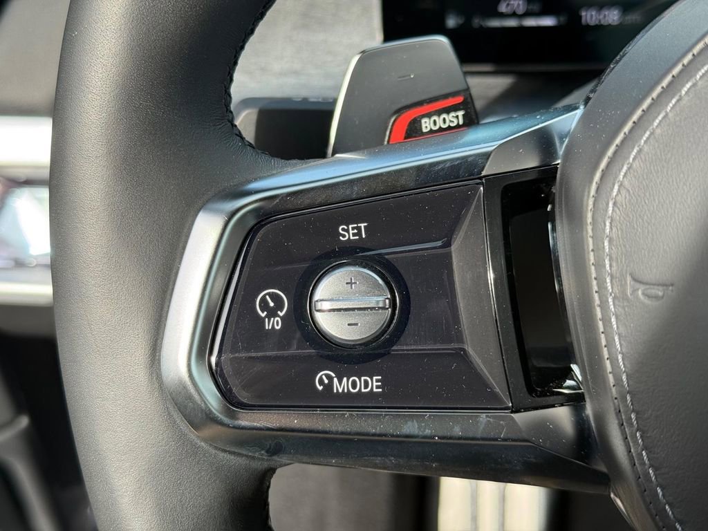 Used 2023 BMW 760i xDrive w/ Executive Package AWD/4WD image 19