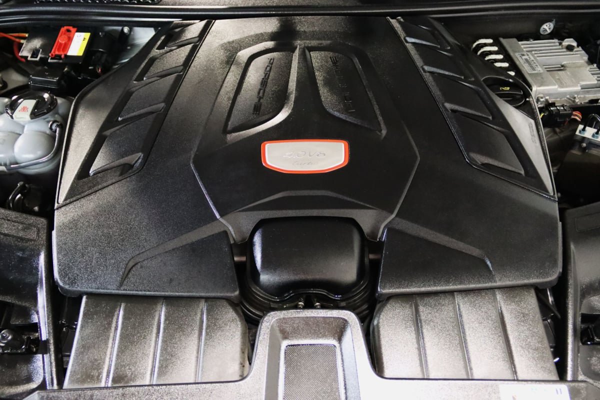 Used 2020 Porsche Cayenne Turbo AWD/4WD image 10