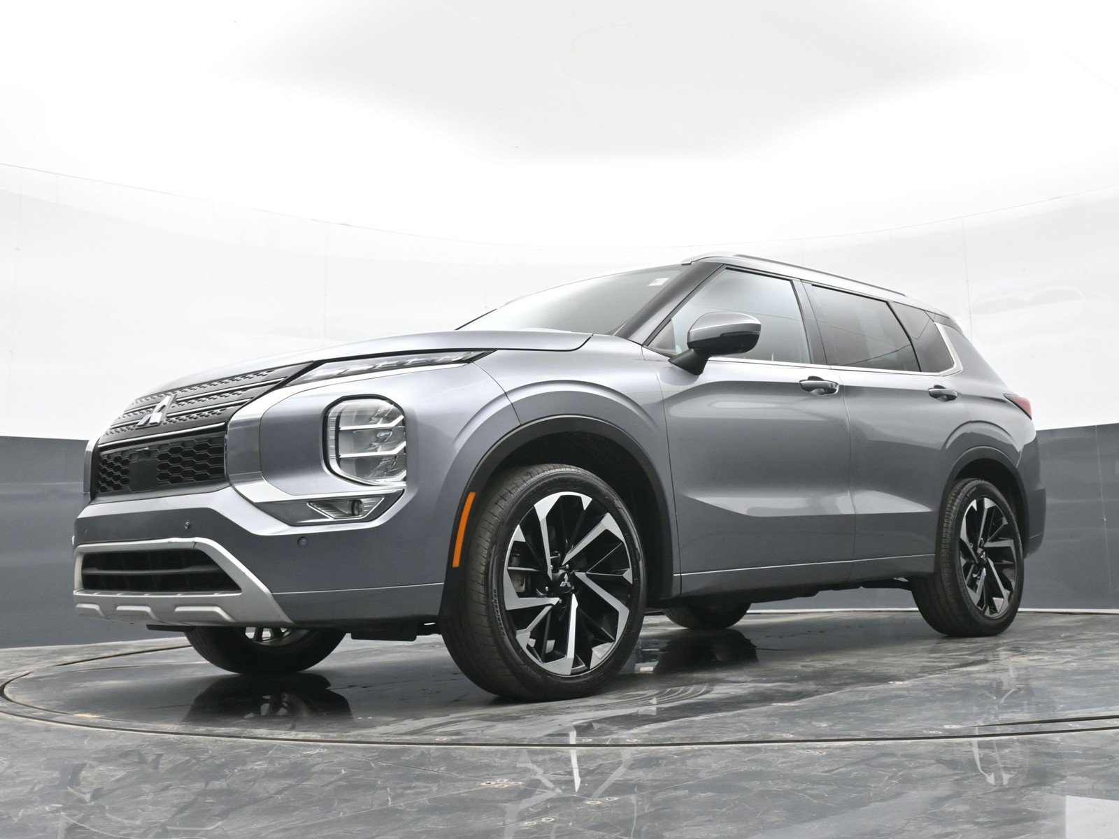 Used 2022 Mitsubishi Outlander SEL FWD image 42