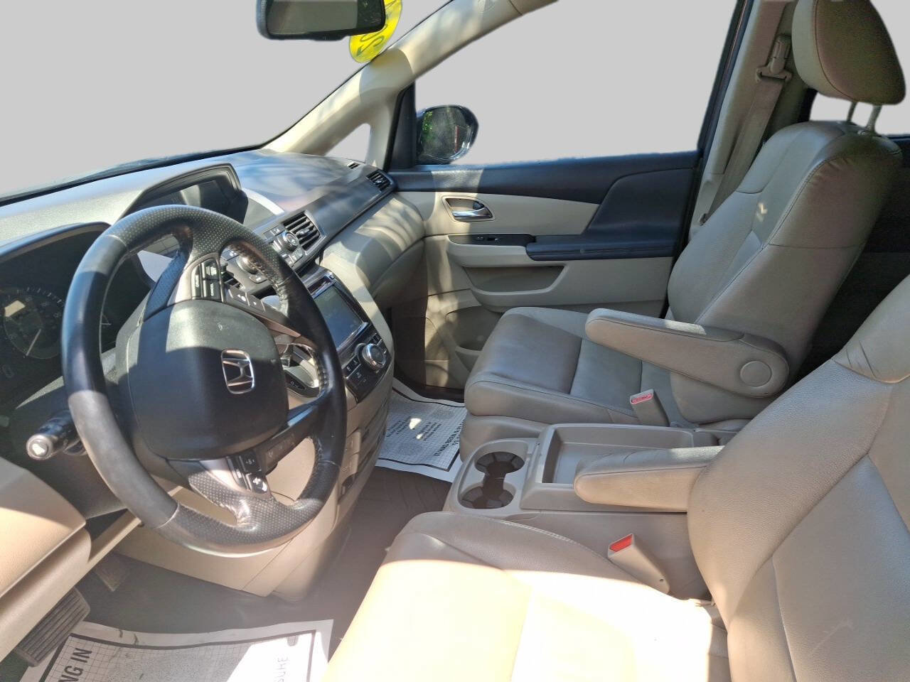 Used 2014 Honda Odyssey Touring Elite image 11