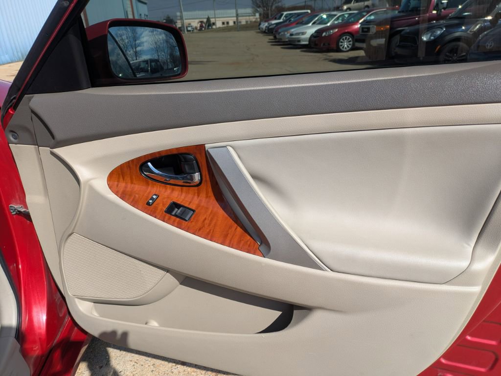 Used 2009 Toyota Camry XLE image 15