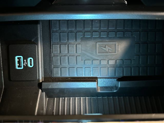 Used 2021 Ford Expedition XLT image 26