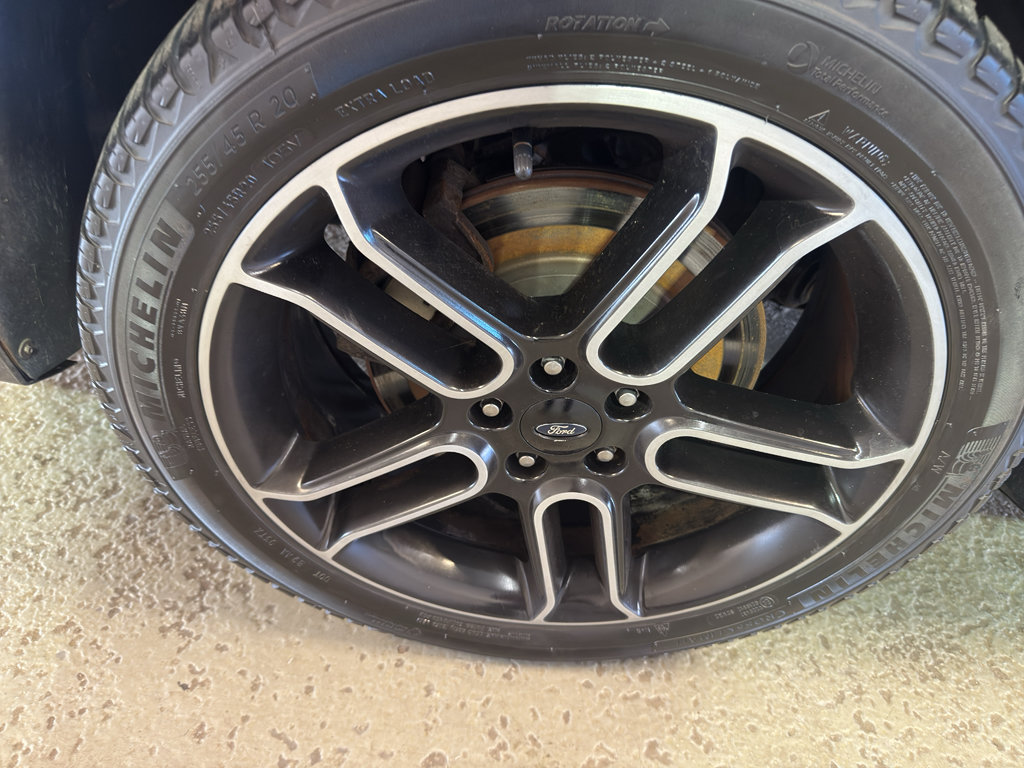 Used 2014 Ford Flex Limited w/ Equipment Group 301A FWD image 36