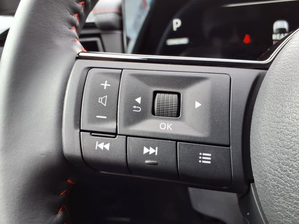 New 2025 Nissan Kicks SR image 22