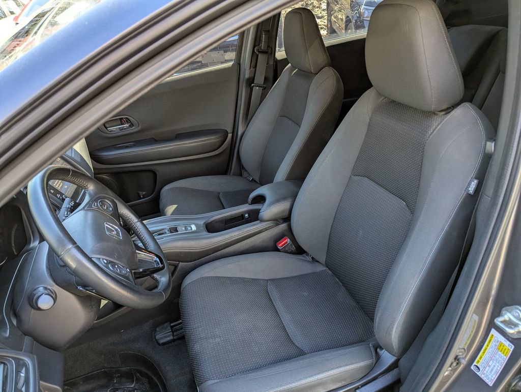 Used 2020 Honda HR-V Sport image 8