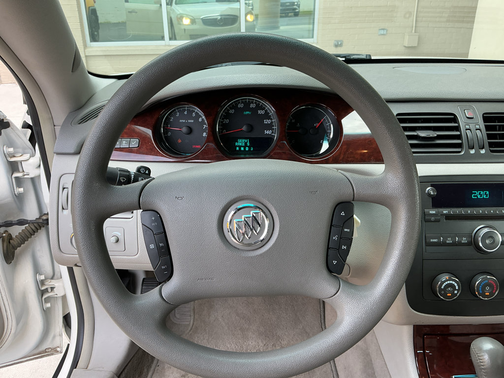 Used 2007 Buick Lucerne CX FWD image 11