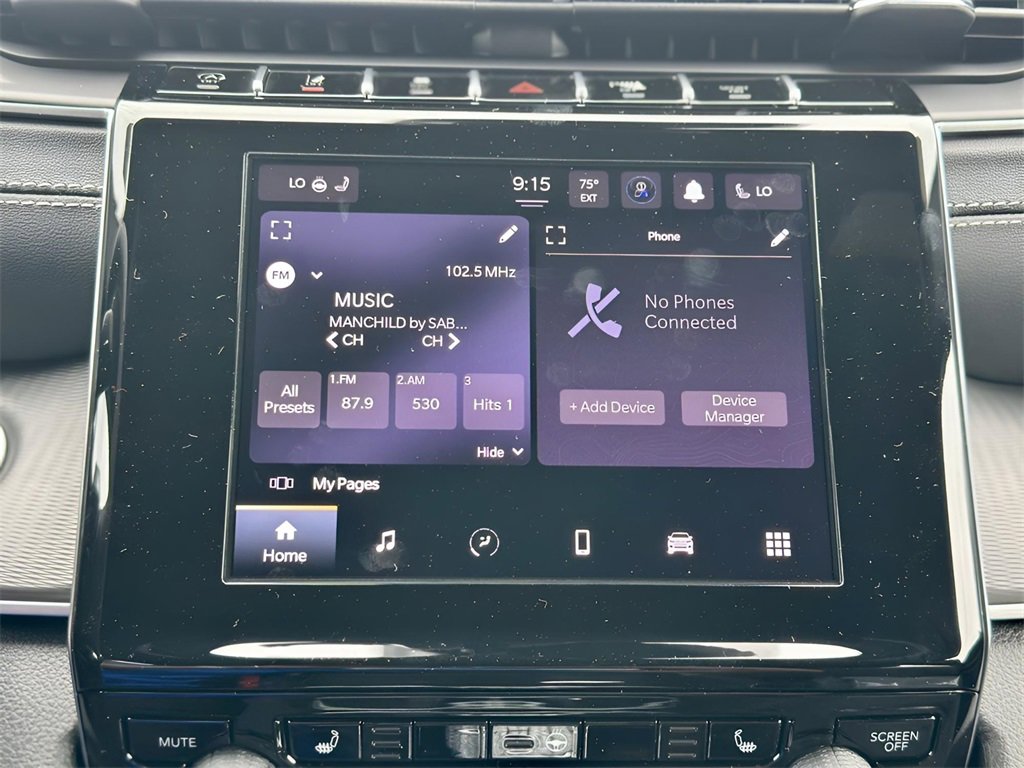 New 2025 Jeep Grand Cherokee Altitude image 27