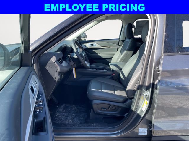 New 2026 Ford Explorer Active w/ Active Comfort Package AWD/4WD image 9