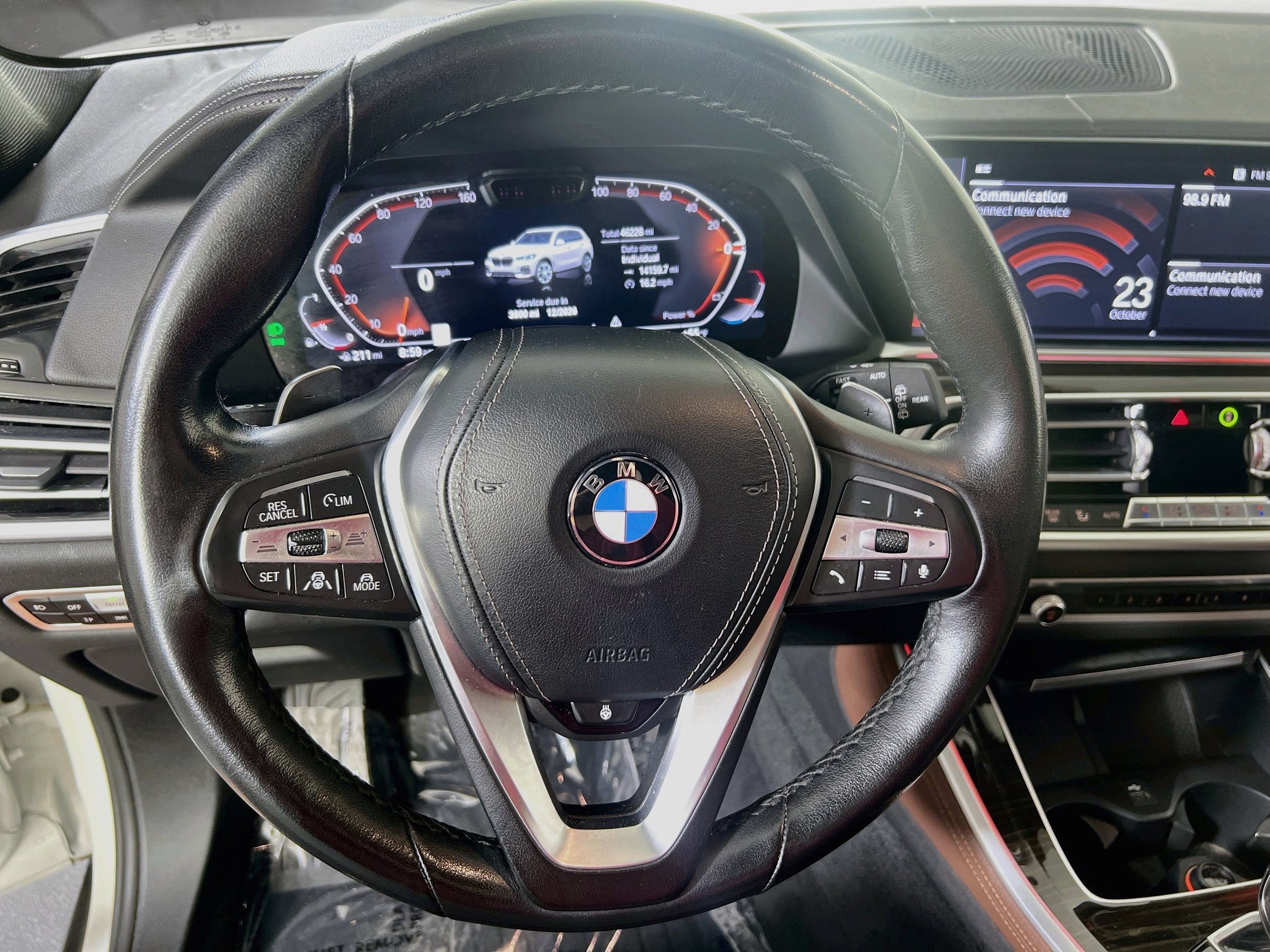Used 2021 BMW X5 xDrive40i w/ Premium Package AWD/4WD image 11