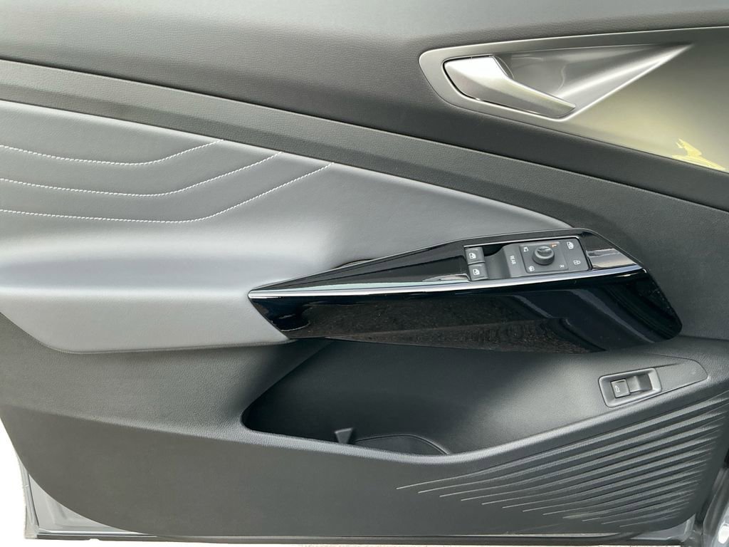 New 2026 Volkswagen ID.4 Pro S Plus AWD/4WD image 22