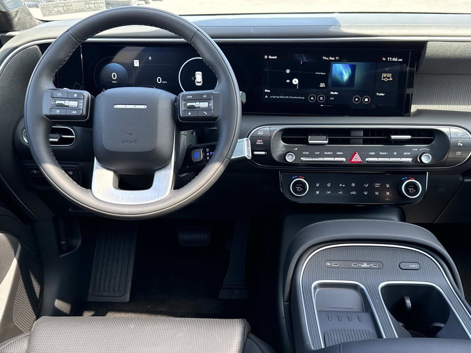 New 2026 Hyundai Palisade Calligraphy AWD/4WD image 2