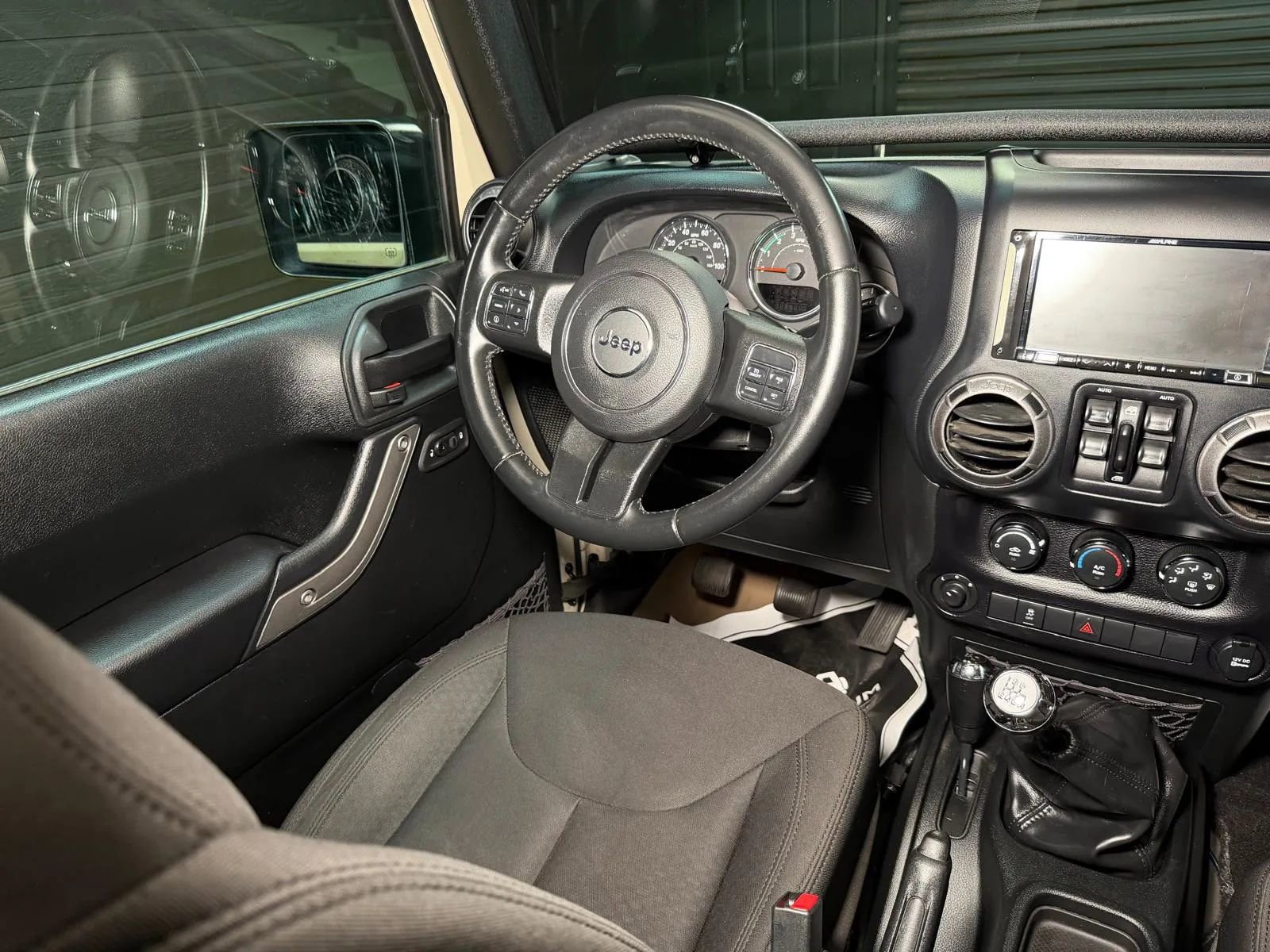 Used 2017 Jeep Wrangler Unlimited Sport w/ Quick Order Package 23S image 19