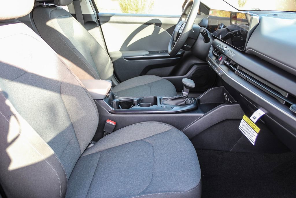 Certified 2025 Kia K4 LXS image 7