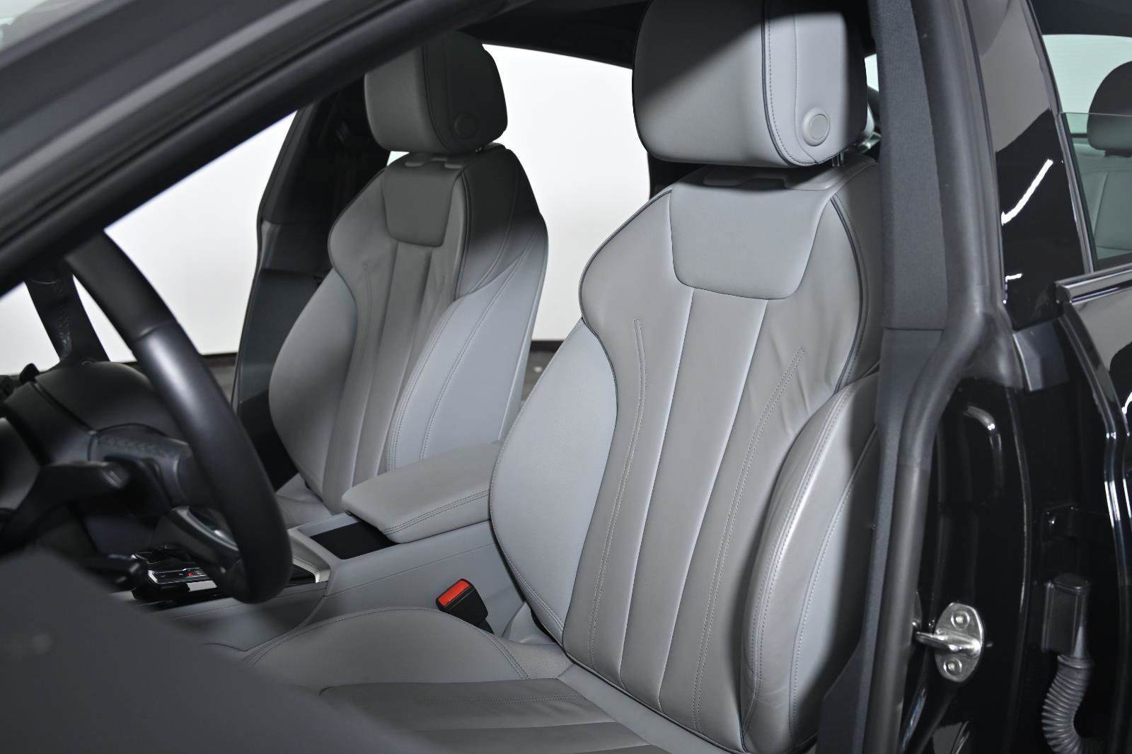 Used 2025 Audi A5 2.0T Premium Plus image 25