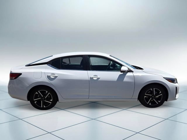 Used 2024 Nissan Sentra SV FWD image 3