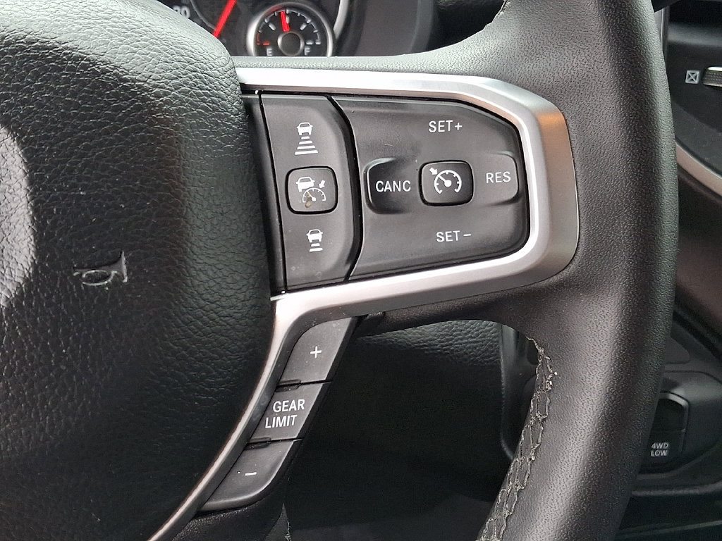Certified 2025 RAM 2500 Big Horn AWD/4WD image 21