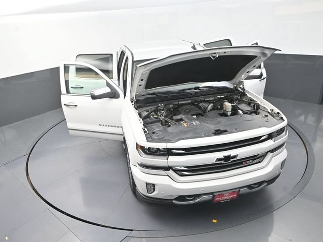 Used 2018 Chevrolet Silverado 1500 LTZ Z71 w/ LTZ Plus Package AWD/4WD image 40