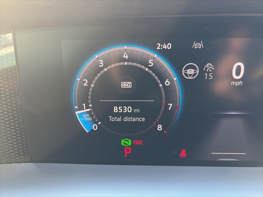 Certified 2025 Volkswagen Tiguan SE image 16