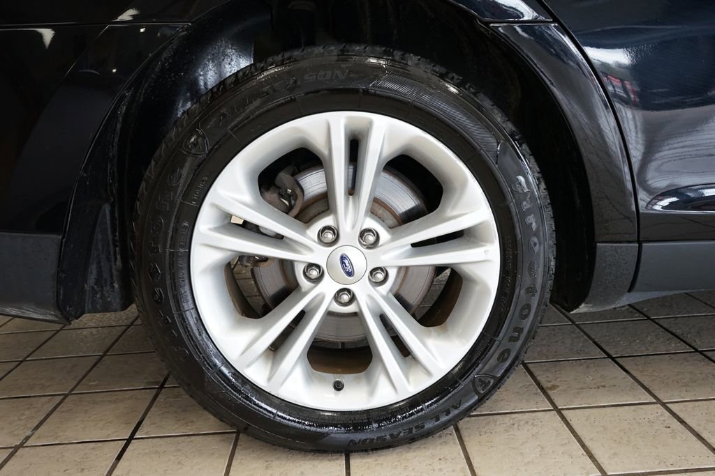 Used 2016 Ford Taurus SEL w/ Equipment Group 201A image 51