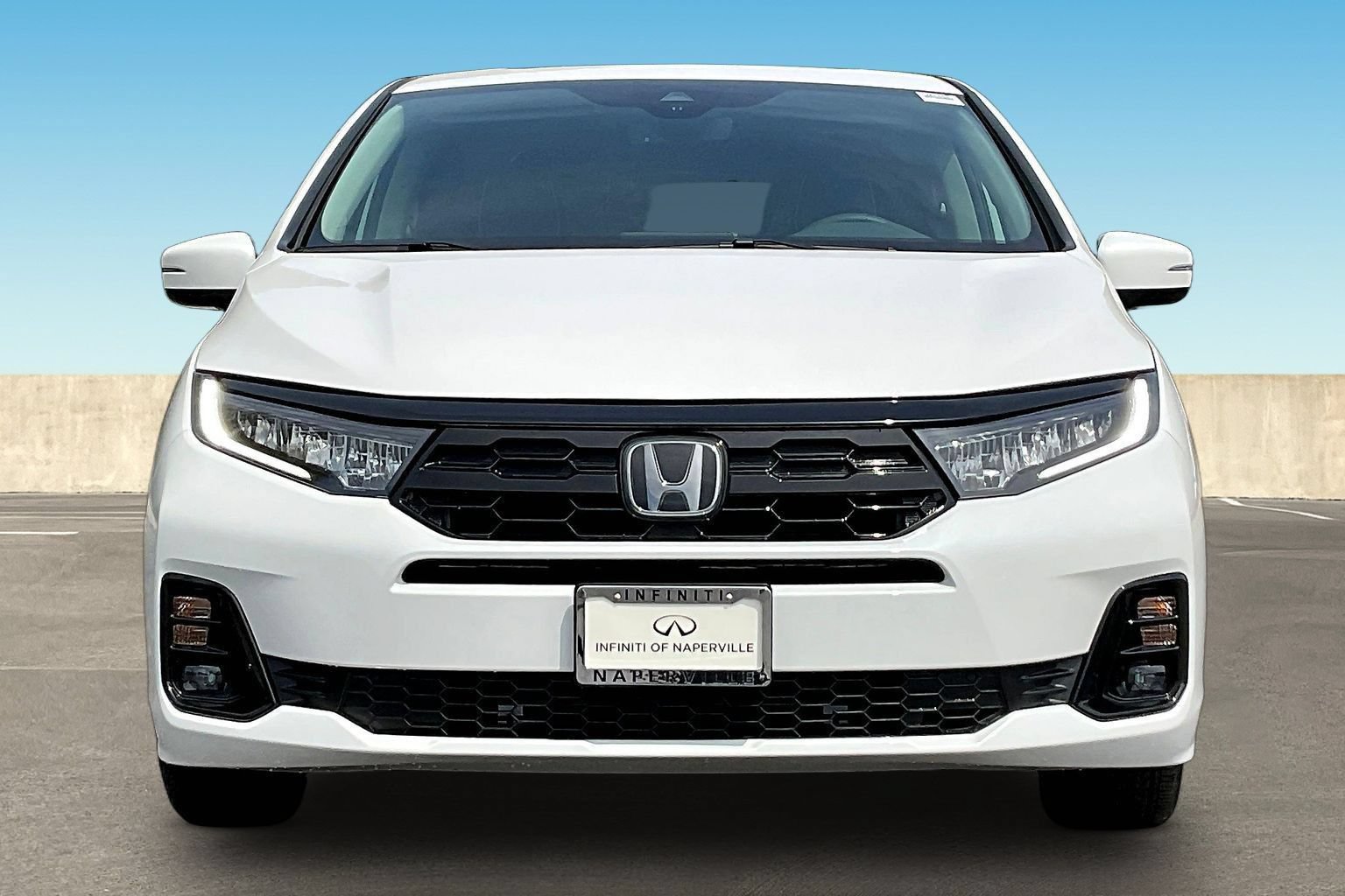 Used 2026 Honda Odyssey Elite image 2