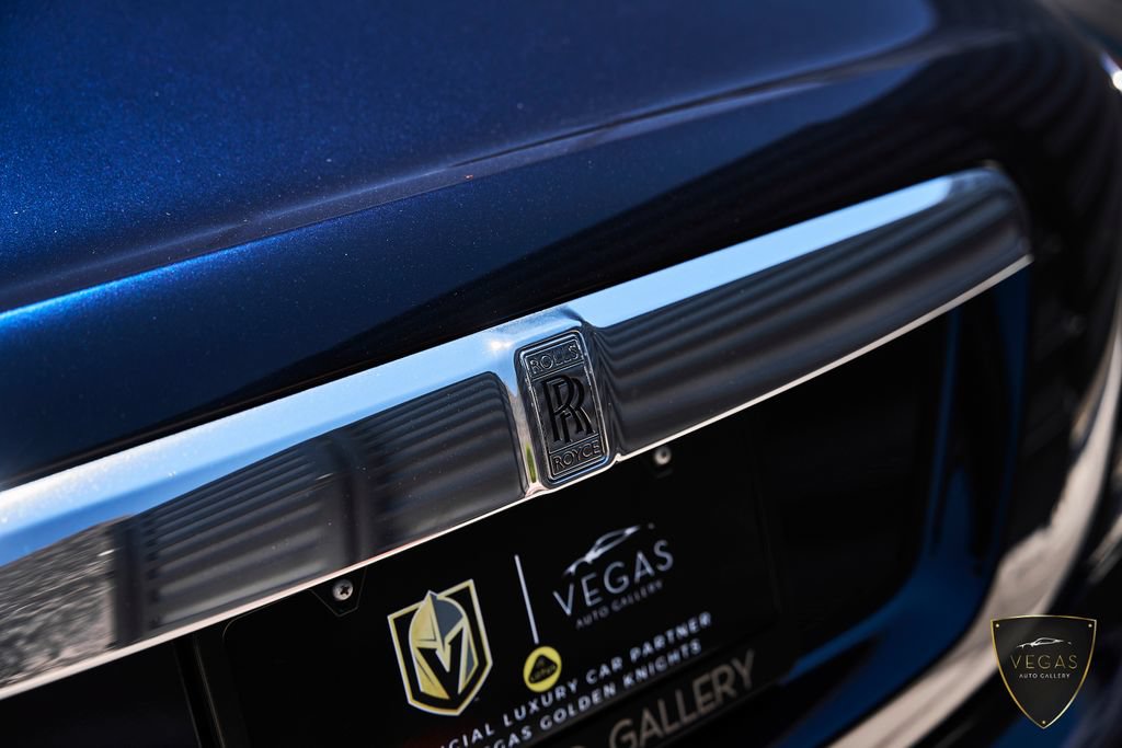 Used 2017 Rolls-Royce Wraith RWD image 11