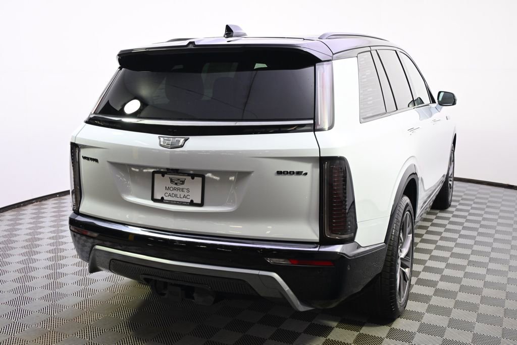 New 2026 Cadillac Vistiq Sport w/ LPO, Floor Liner Package AWD/4WD image 6