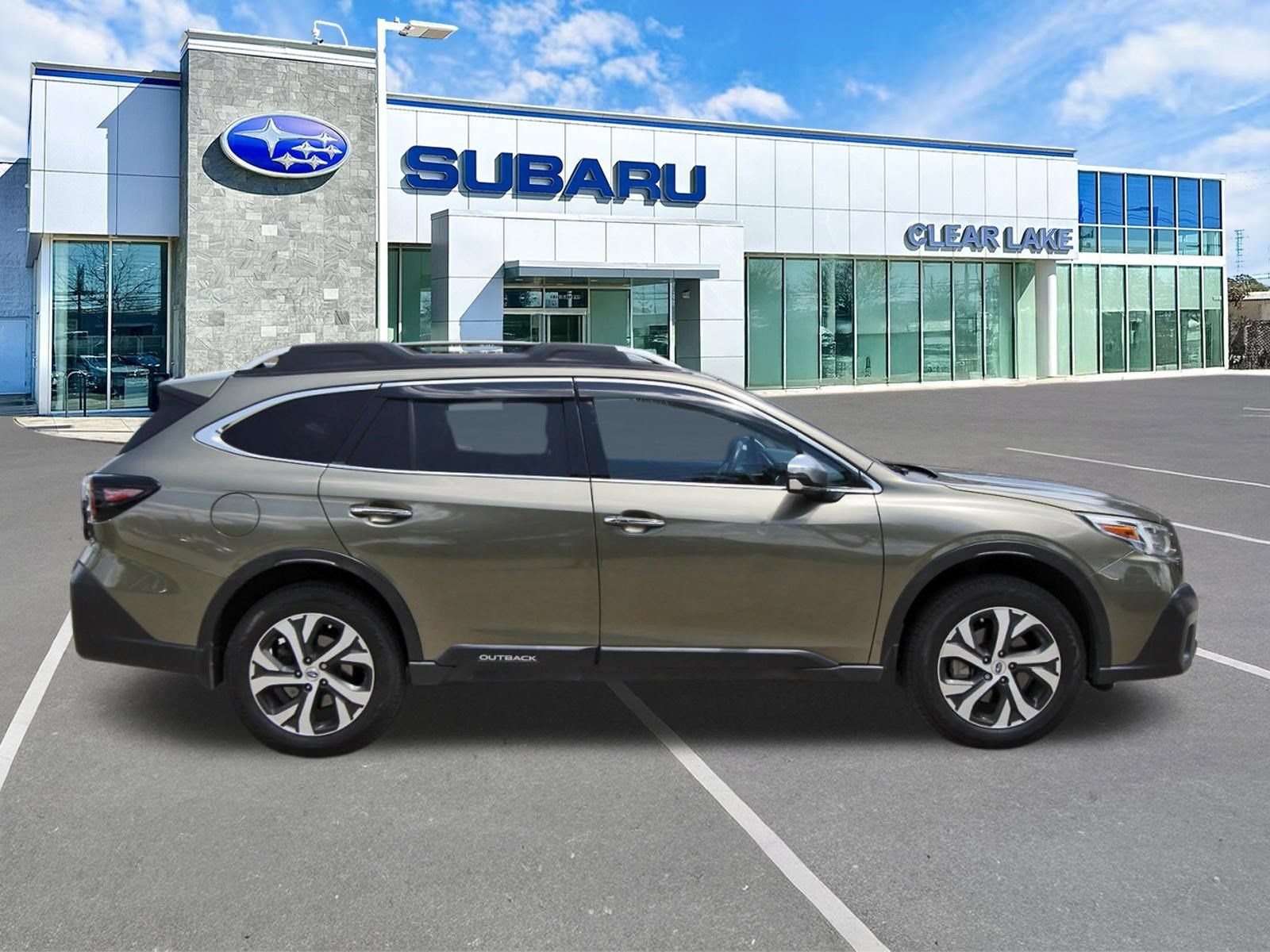 Used 2022 Subaru Outback Touring AWD/4WD image 7