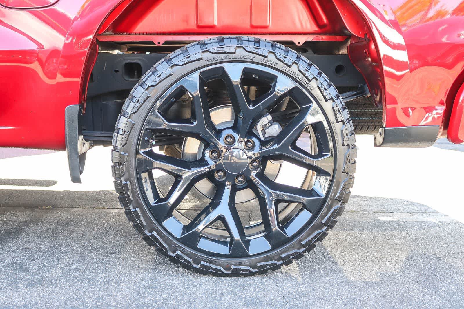 Used 2023 Chevrolet Silverado 1500 LT RWD image 12