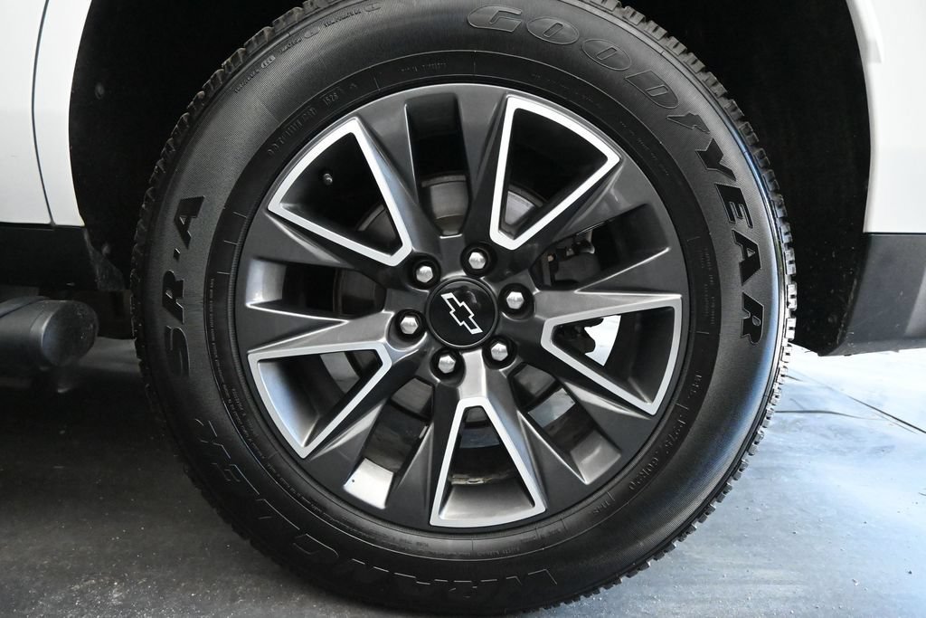 Used 2021 Chevrolet Tahoe Z71 AWD/4WD image 13