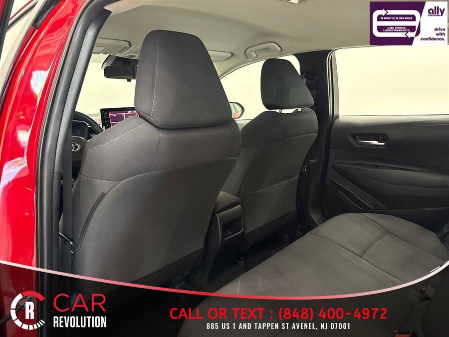Used 2021 Toyota Corolla LE FWD image 35