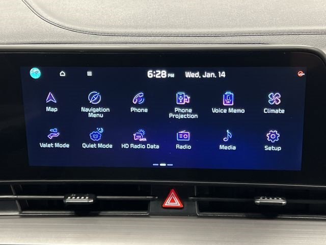 Used 2023 Kia Sportage EX image 13