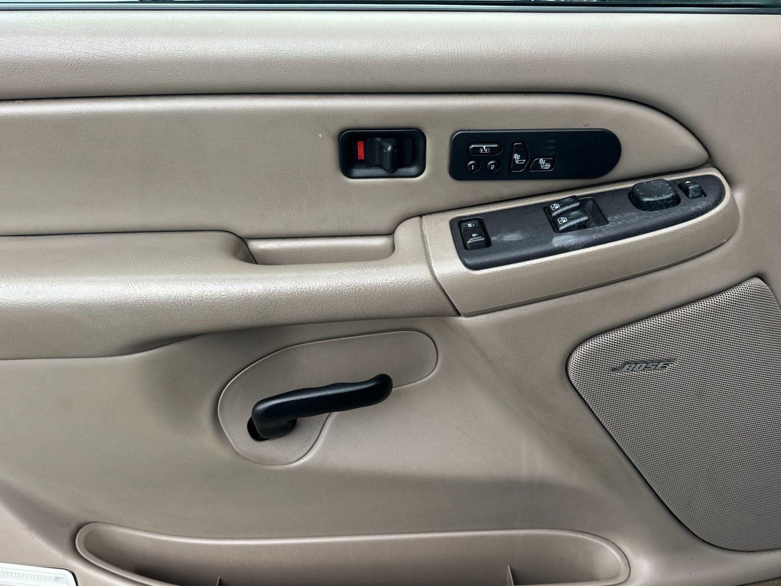 Used 2004 Chevrolet Silverado 3500 2WD Extended Cab w/ Heavy-Duty Power Package image 10