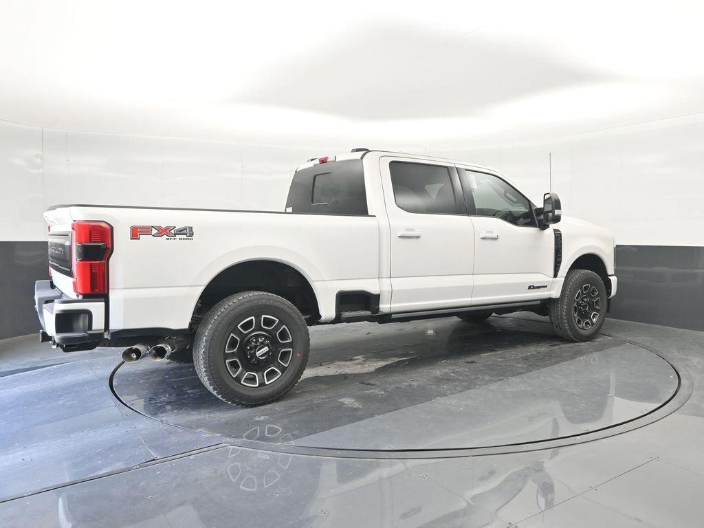 New 2026 Ford F250 Platinum w/ FX4 Off-Road Package image 15