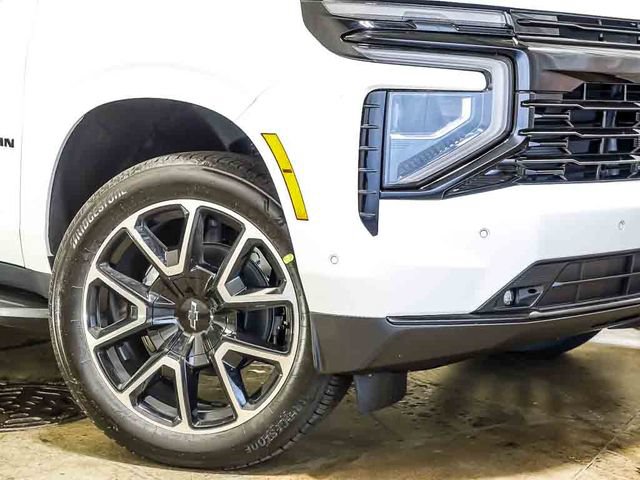 New 2026 Chevrolet Suburban RST w/ Comfort Package AWD/4WD image 4