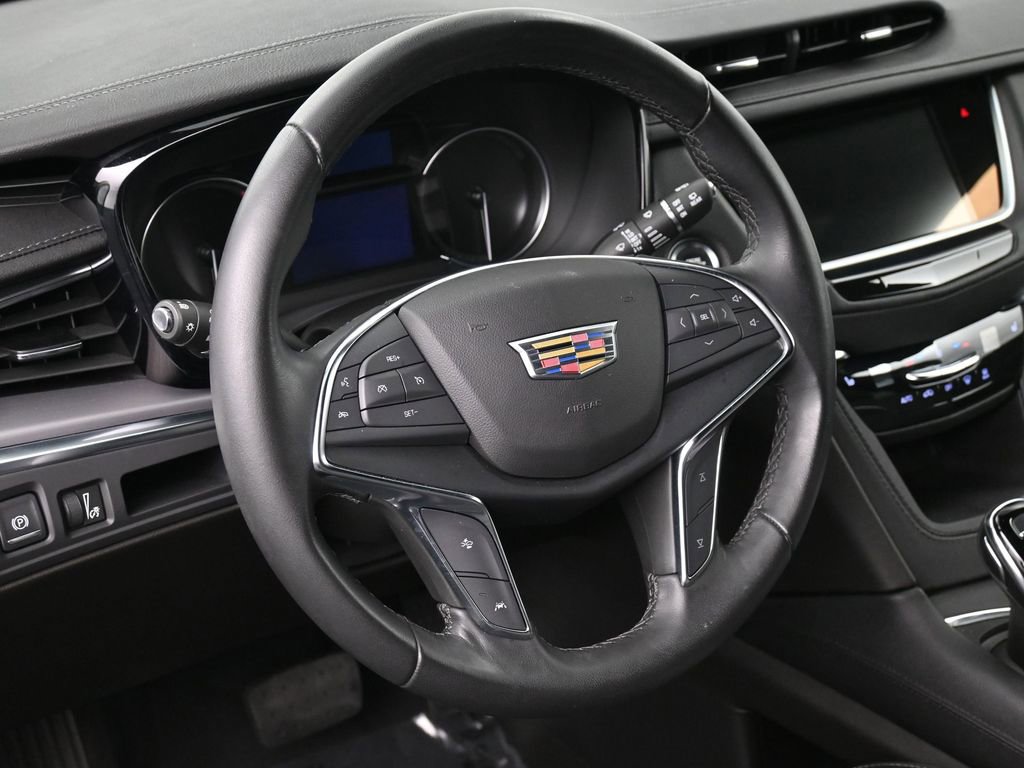 Used 2023 Cadillac XT5 Luxury image 10