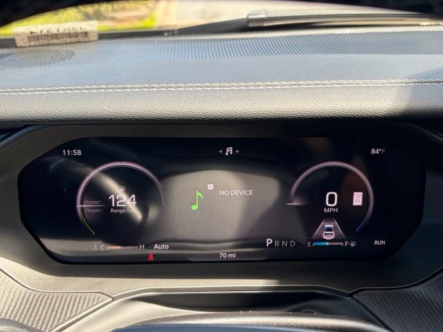 New 2026 Jeep Cherokee Overland w/ Advanced Pro Tech Group AWD/4WD image 19