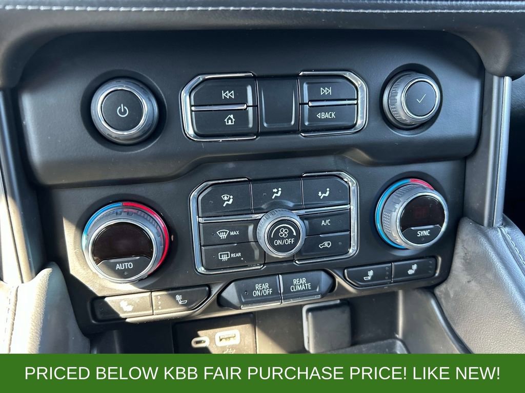 Used 2024 Chevrolet Tahoe Z71 w/ Luxury Package AWD/4WD image 33