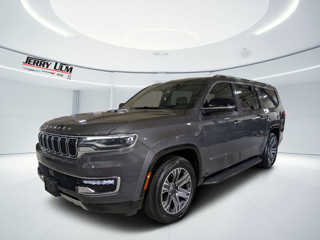 Certified 2024 Jeep Wagoneer L Series II AWD/4WD image 7
