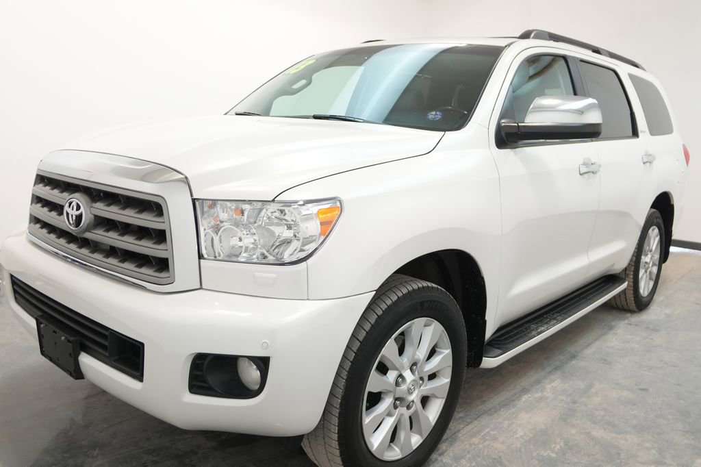 Used 2013 Toyota Sequoia Platinum image 3